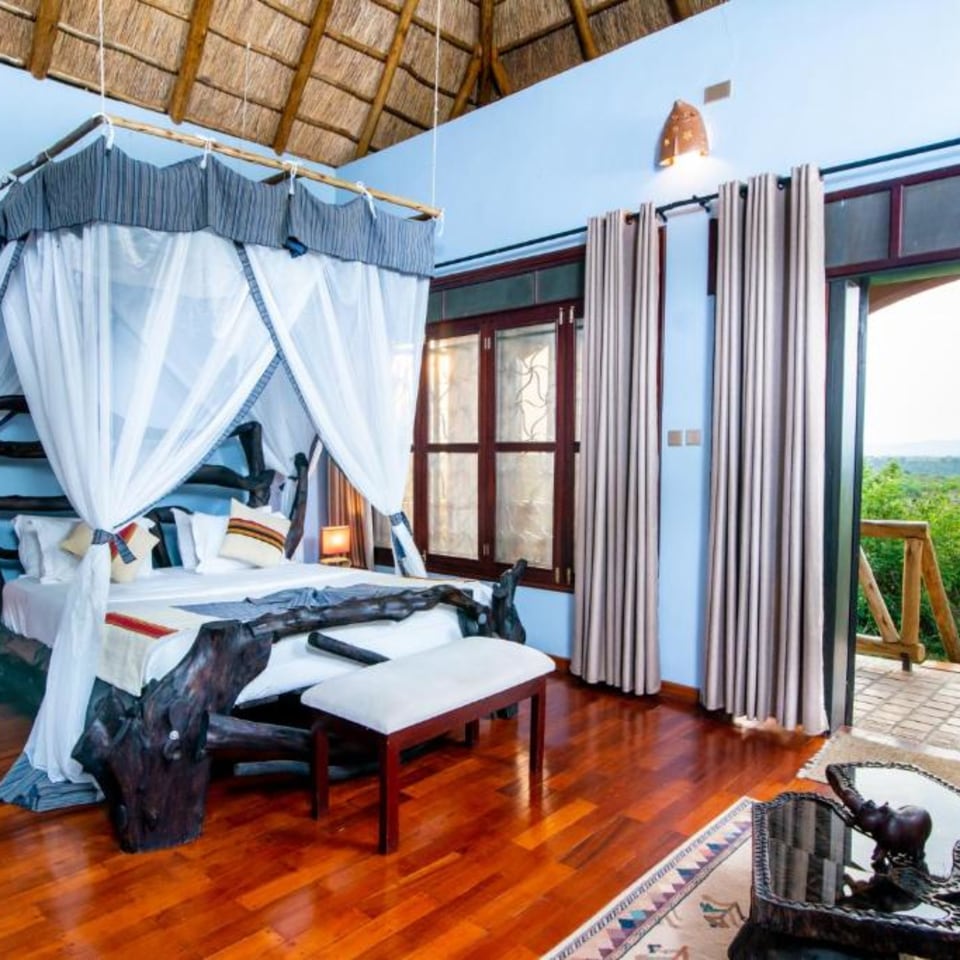 Buffalo Safari Lodge
